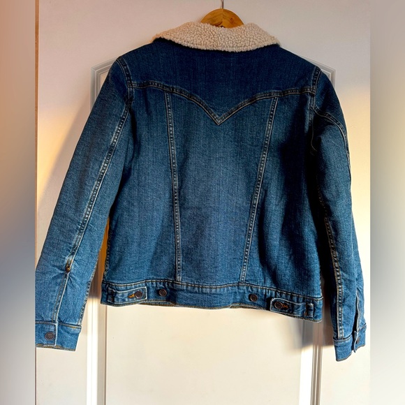 WOMEN'S WRANGLER RETRO® SHERPA LINED WESTERN DENIM JACKET - Picture 5 of 7